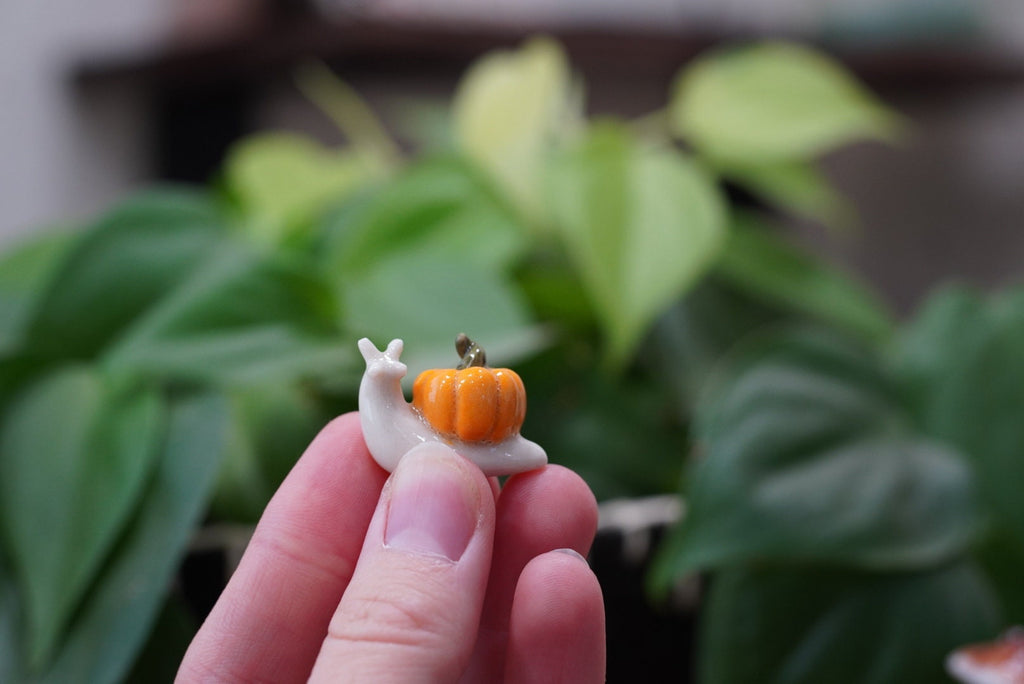 Miniature Ceramic Pumpkin Snail SEASONAL