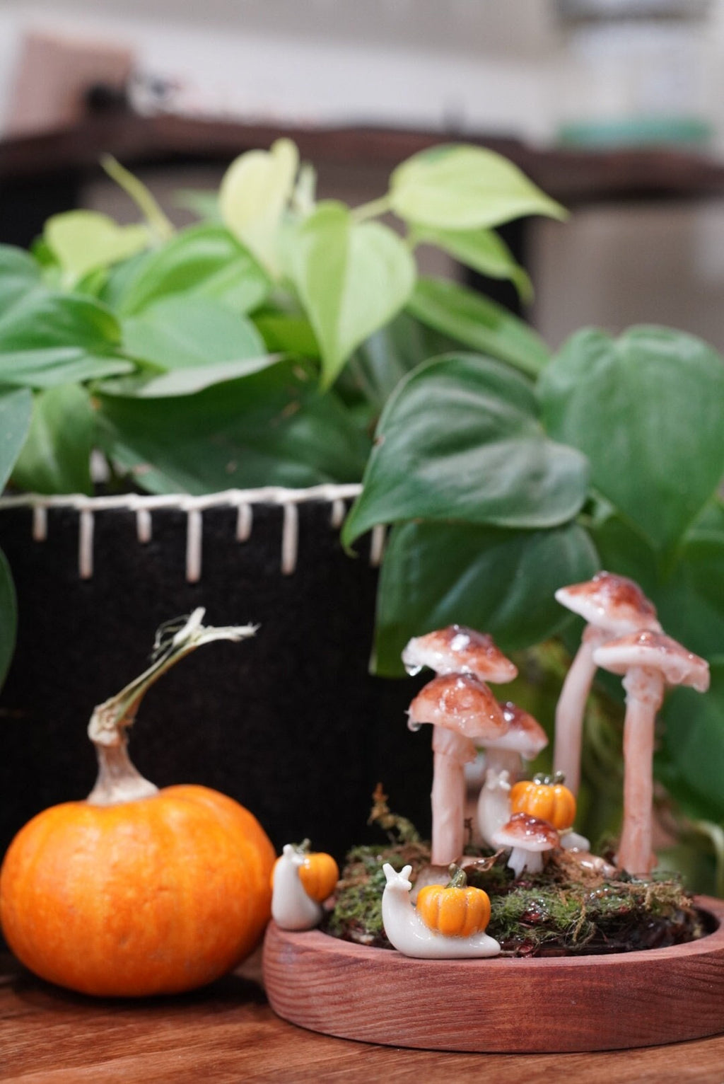 Miniature Ceramic Pumpkin Snail SEASONAL