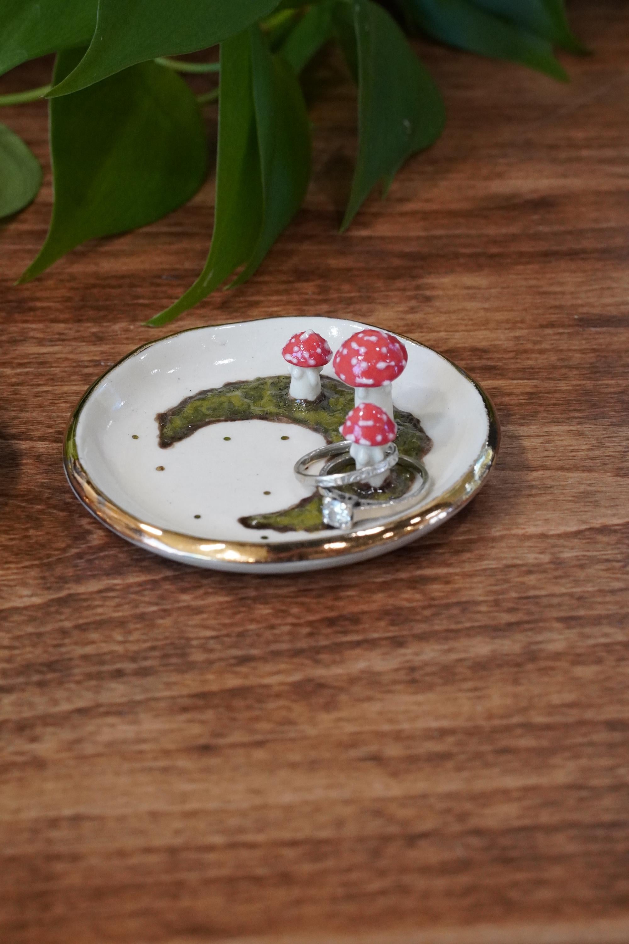 Mushrooms on a Moss Moon Ring Dish, with Gold Rim