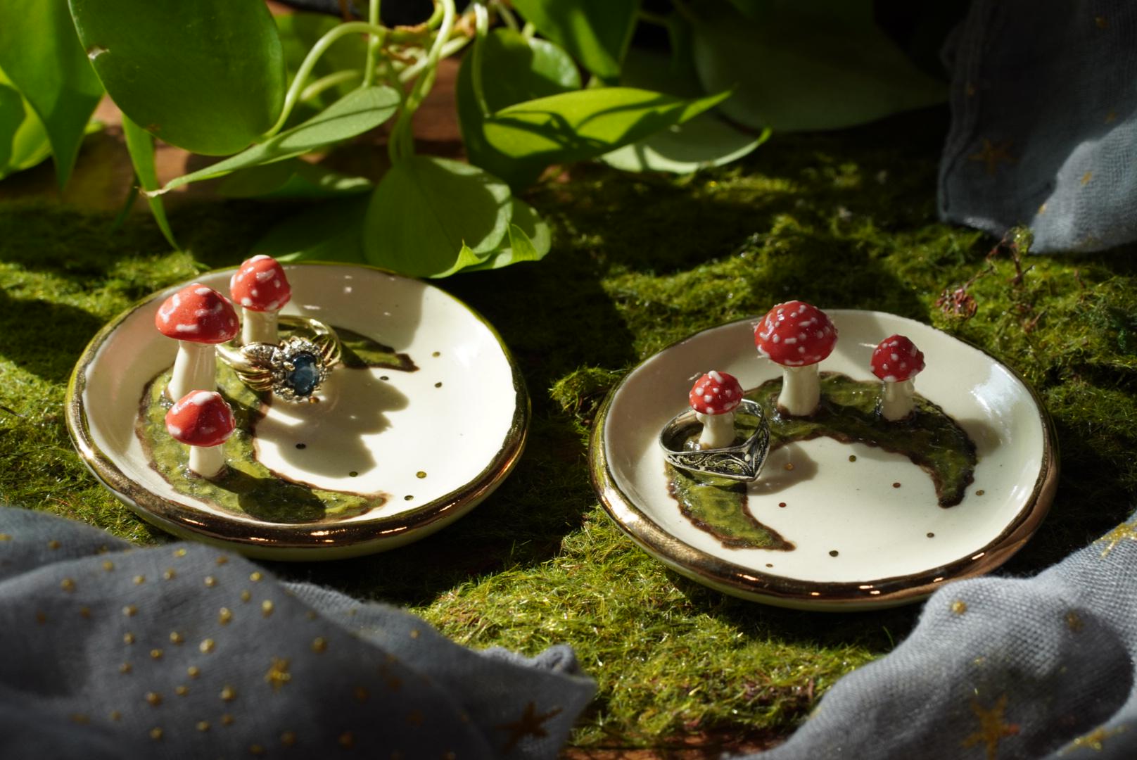 Mushrooms on a Moss Moon Ring Dish, with Gold Rim